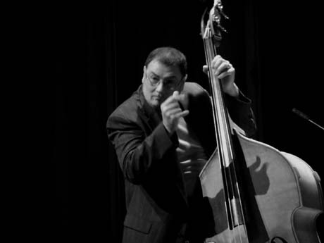 Joey on San Juan Island 2004 - Photo by Robert Demar